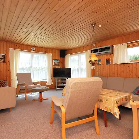 Nore - 350m From The Sea By Interhome Feriehus
