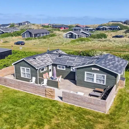Nore - 350m From The Sea By Interhome *